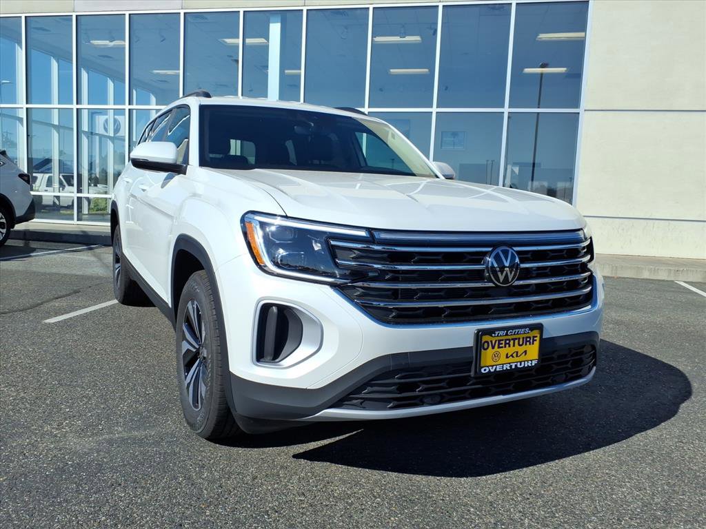 New 2026 Volkswagen Atlas SE image 1