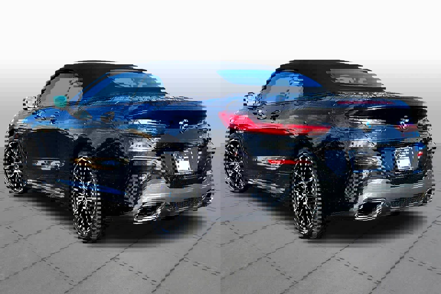 Used 2019 BMW M850i xDrive Convertible image 11