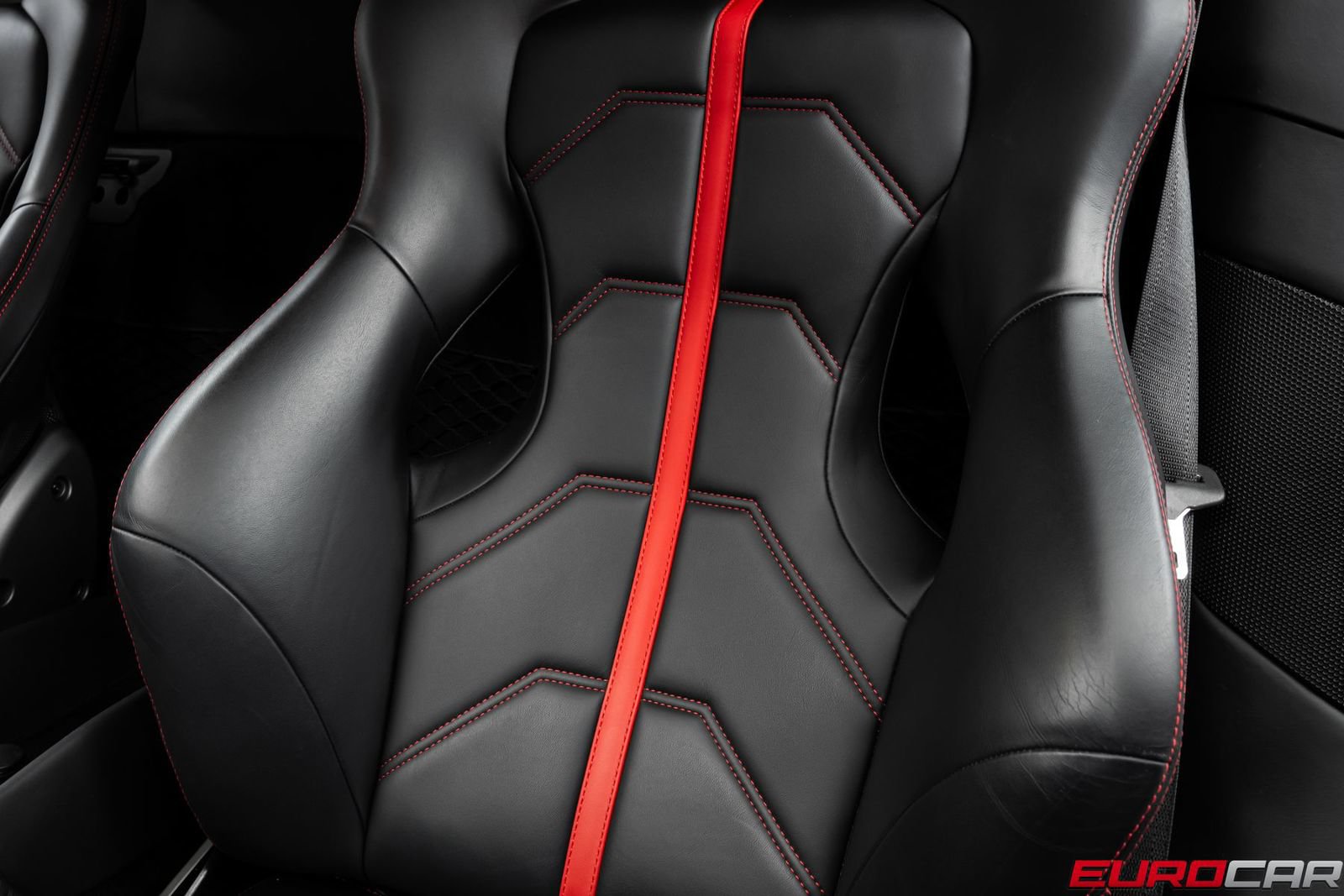 Used 2017 Ferrari 488 GTB RWD image 44