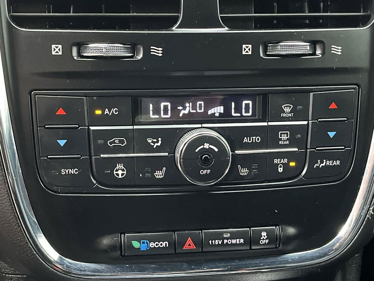 Used 2019 Dodge Grand Caravan GT FWD image 17