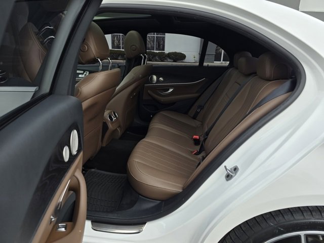 Used 2021 Mercedes-Benz E 350 4MATIC Sedan image 28