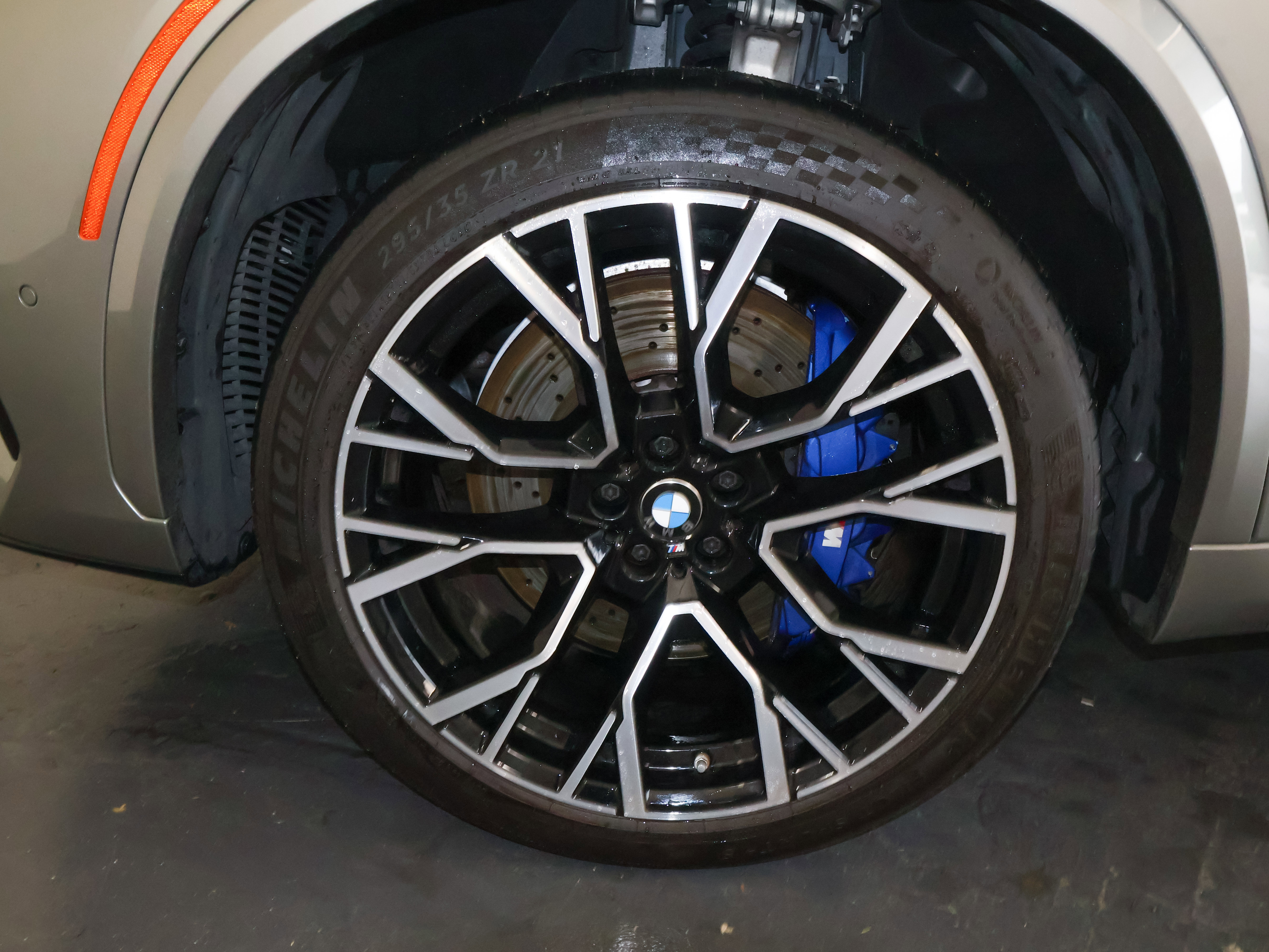 Used 2022 BMW X5 M w/ Competition Package 2 AWD/4WD image 46