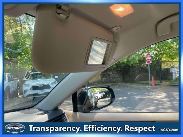 Used 2020 Toyota RAV4 XLE w/ All Weather Liner Package AWD/4WD image 32