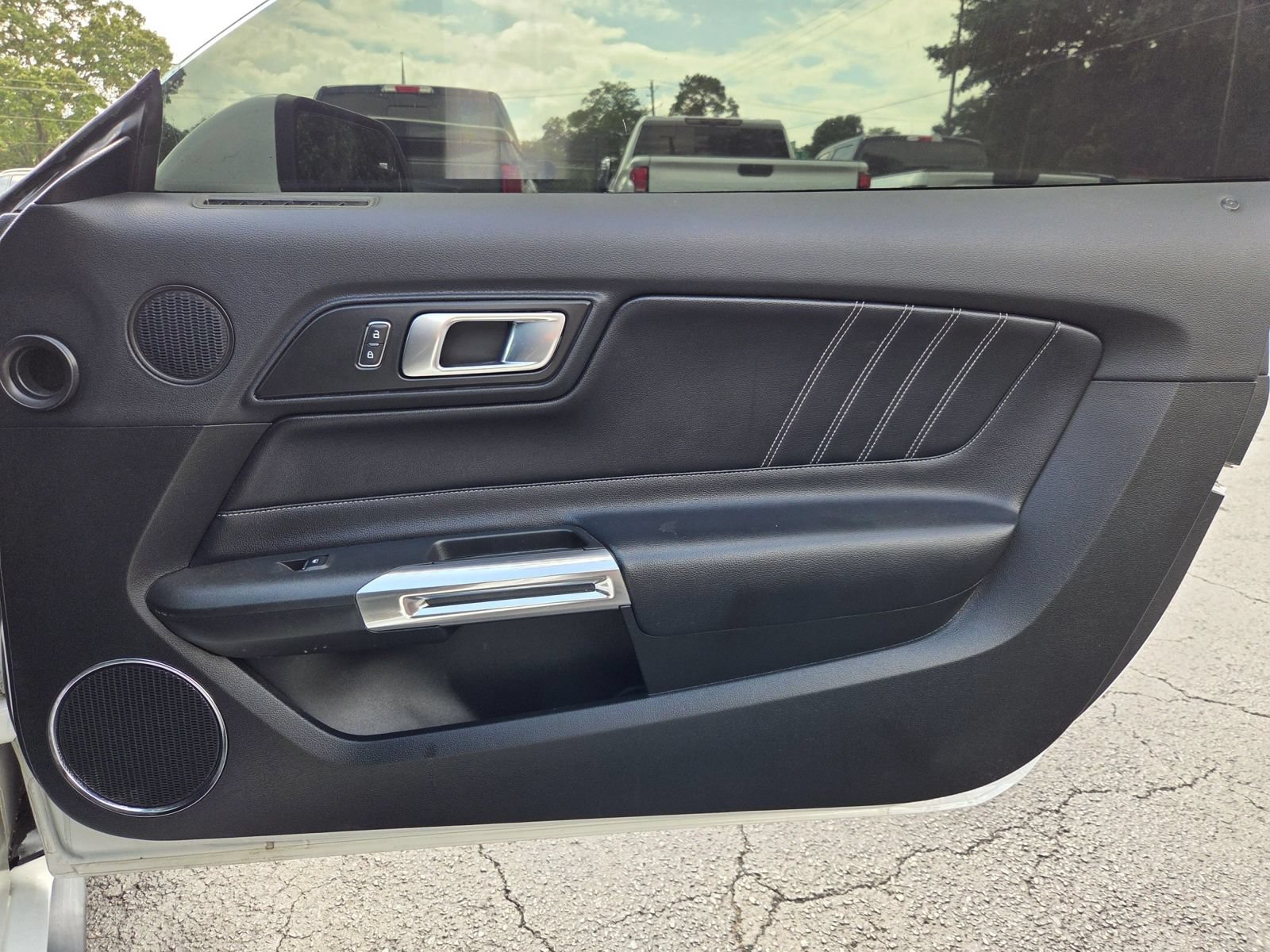 Used 2020 Ford Mustang GT Premium RWD image 20