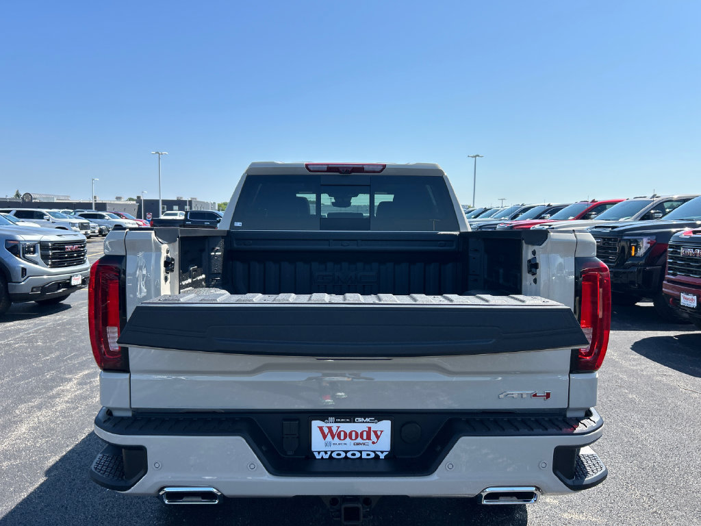 New 2026 GMC Sierra 1500 AT4 w/ AT4 Premium Package AWD/4WD image 39