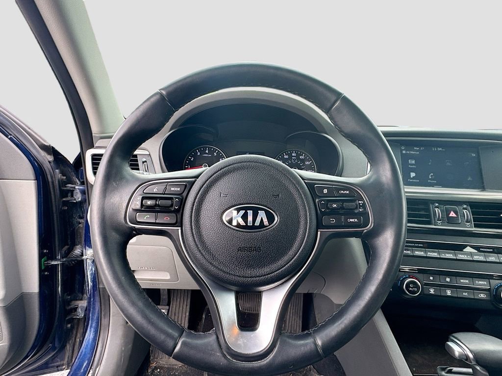 Used 2018 Kia Optima EX image 11