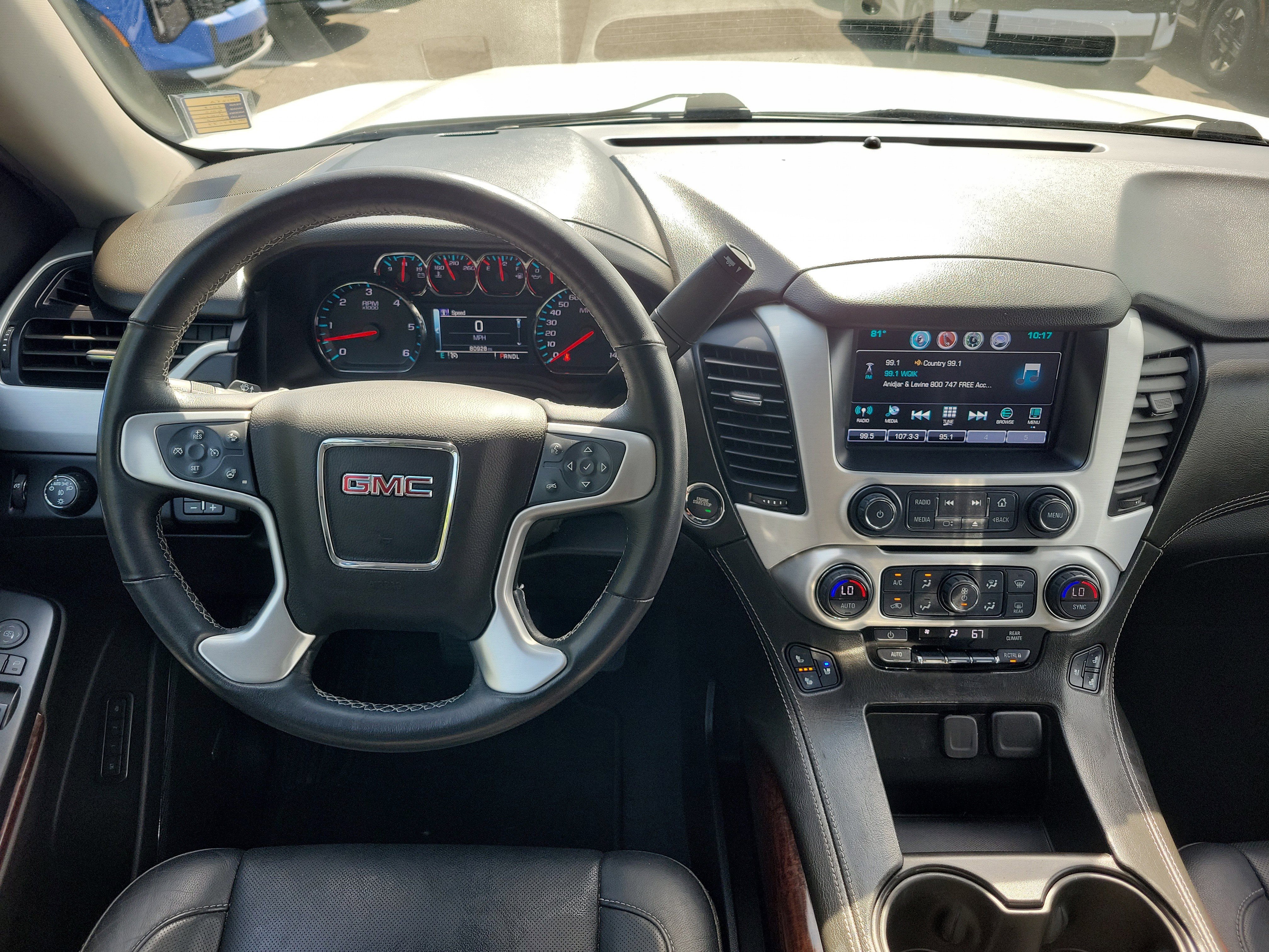 Used 2019 GMC Yukon XL SLT w/ Premium Edition RWD image 19