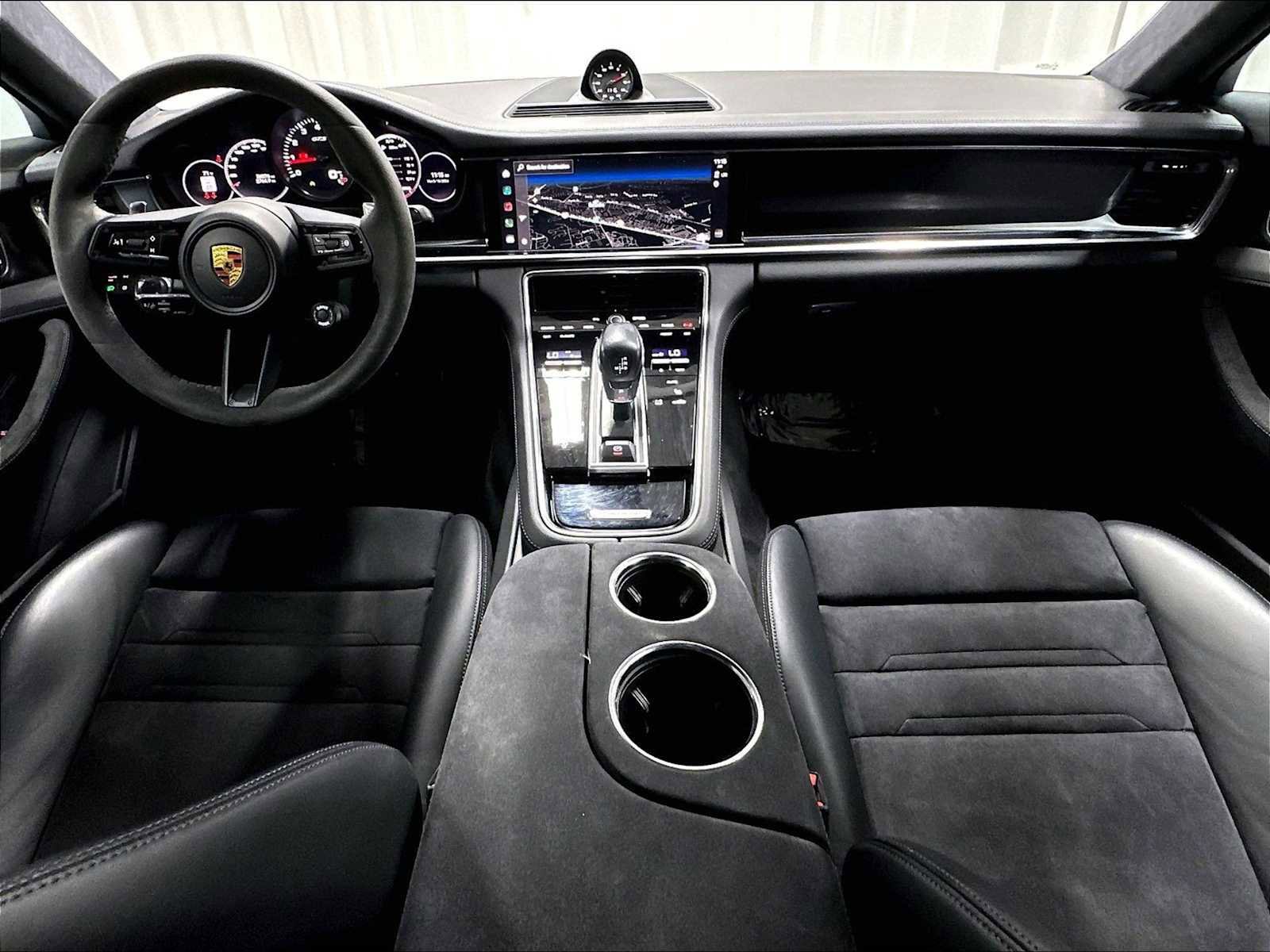 Used 2022 Porsche Panamera GTS AWD/4WD image 16