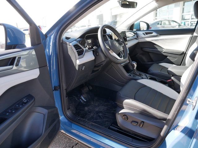 New 2026 Volkswagen Taos SEL AWD/4WD image 7
