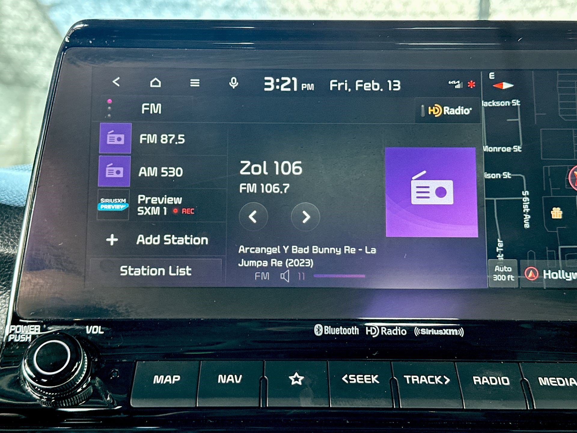 Used 2023 Kia Seltos EX image 12