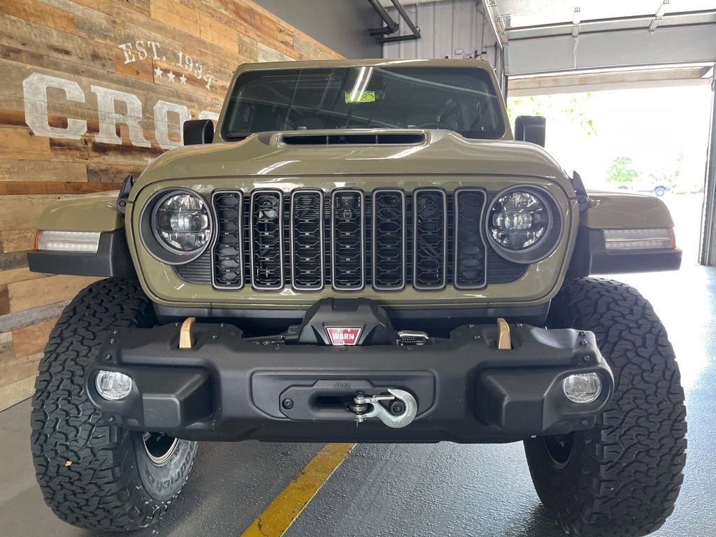 Used 2025 Jeep Wrangler Unlimited Rubicon 392 AWD/4WD image 6