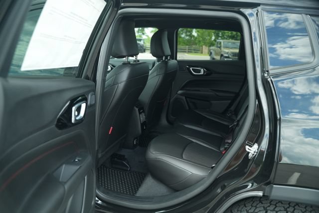 New 2026 Jeep Compass Trailhawk w/ Sun, Sound & Navigation Group AWD/4WD image 14