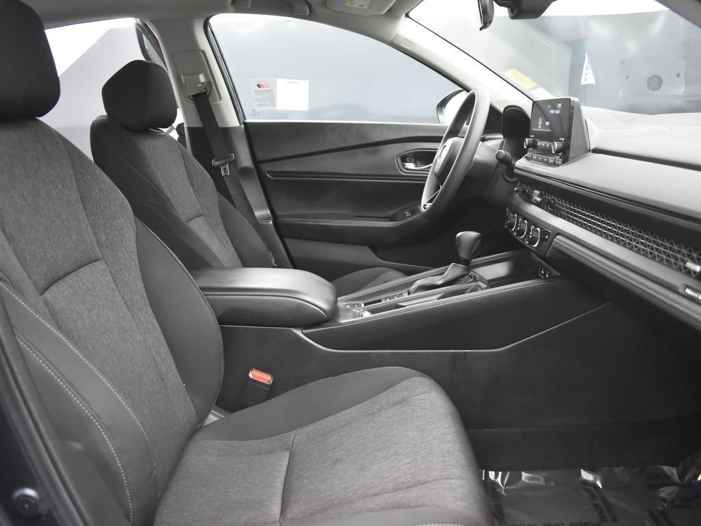 Used 2024 Honda Accord EX image 22