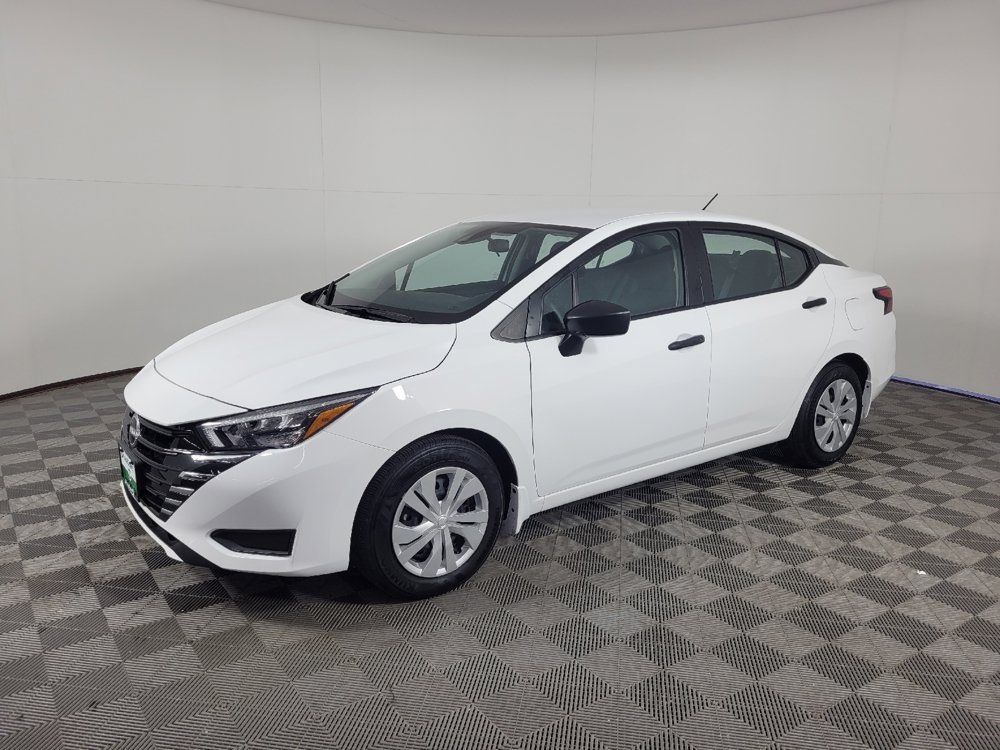 Used 2025 Nissan Versa S w/ Trunk Package FWD image 2