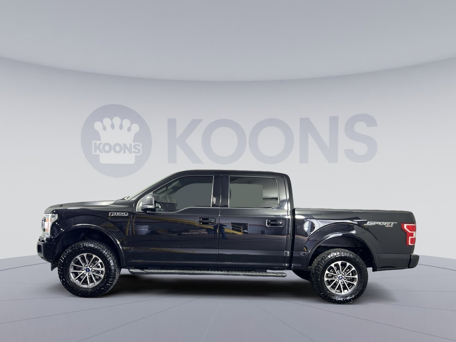 Used 2020 Ford F150 XLT w/ Equipment Group 302A Luxury image 2