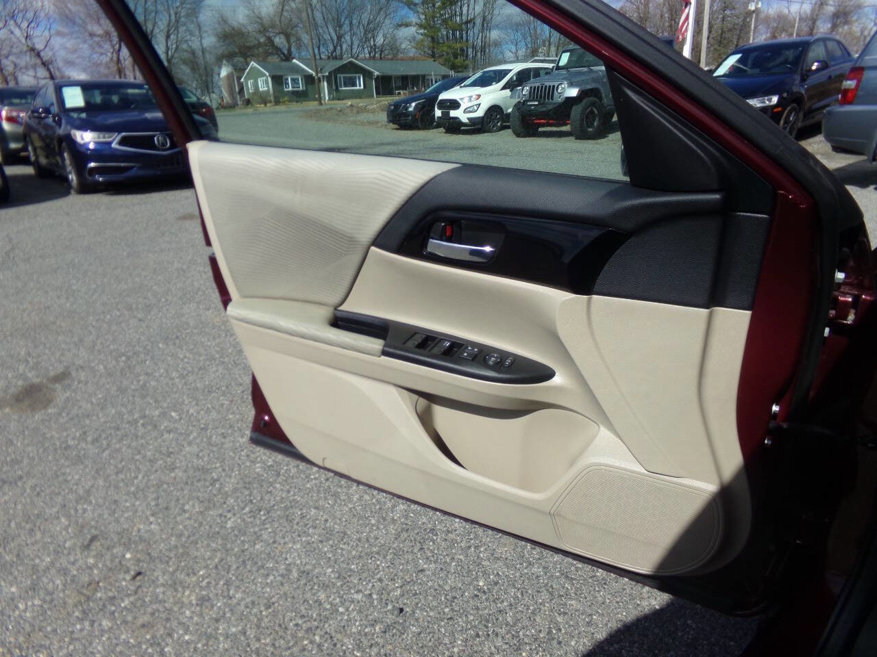 Used 2016 Honda Accord LX image 26