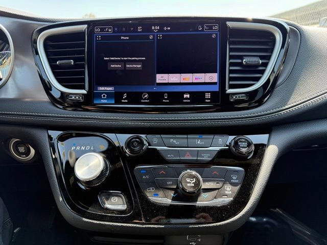 New 2026 Chrysler Pacifica Select FWD image 16
