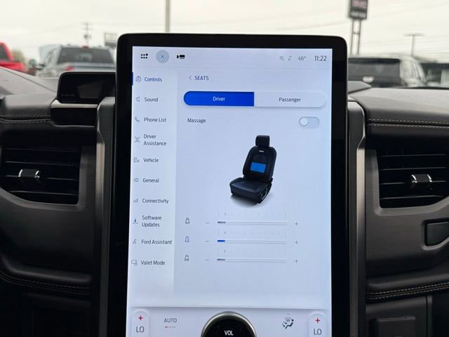 Used 2024 Ford Expedition Max Platinum AWD/4WD image 31