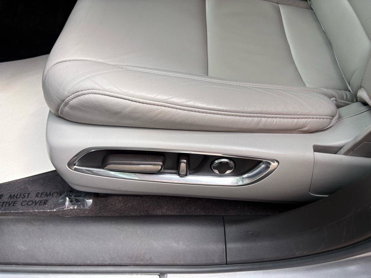 Used 2020 Acura MDX SH-AWD image 14