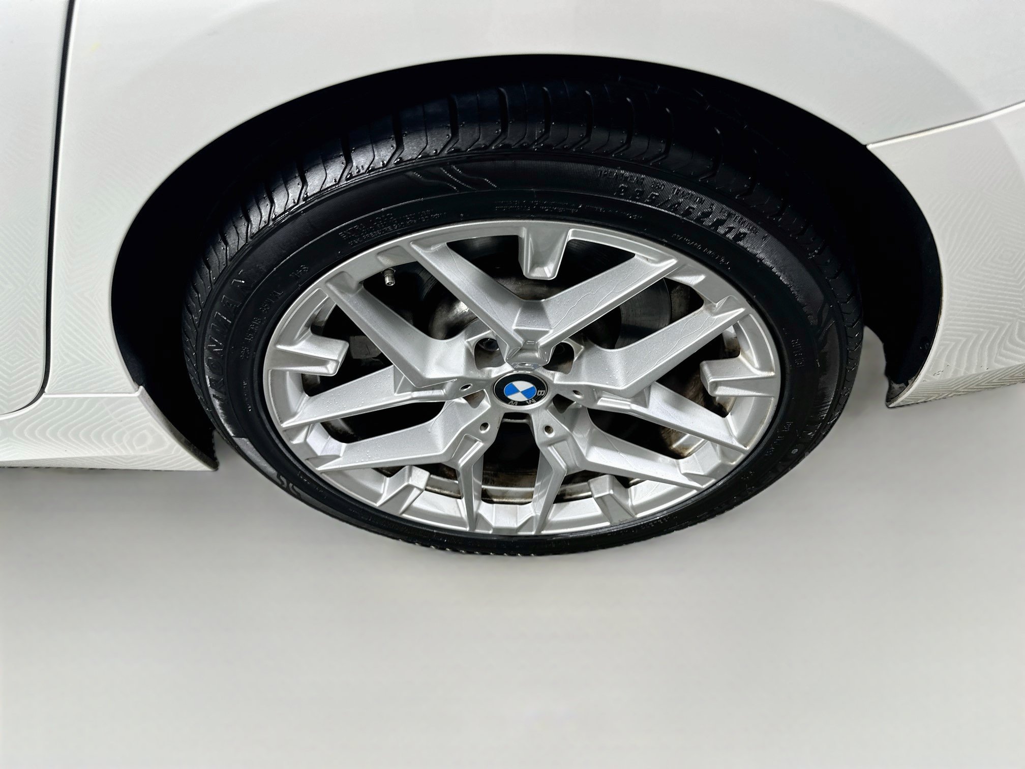 Used 2025 BMW 330i Sedan RWD image 11