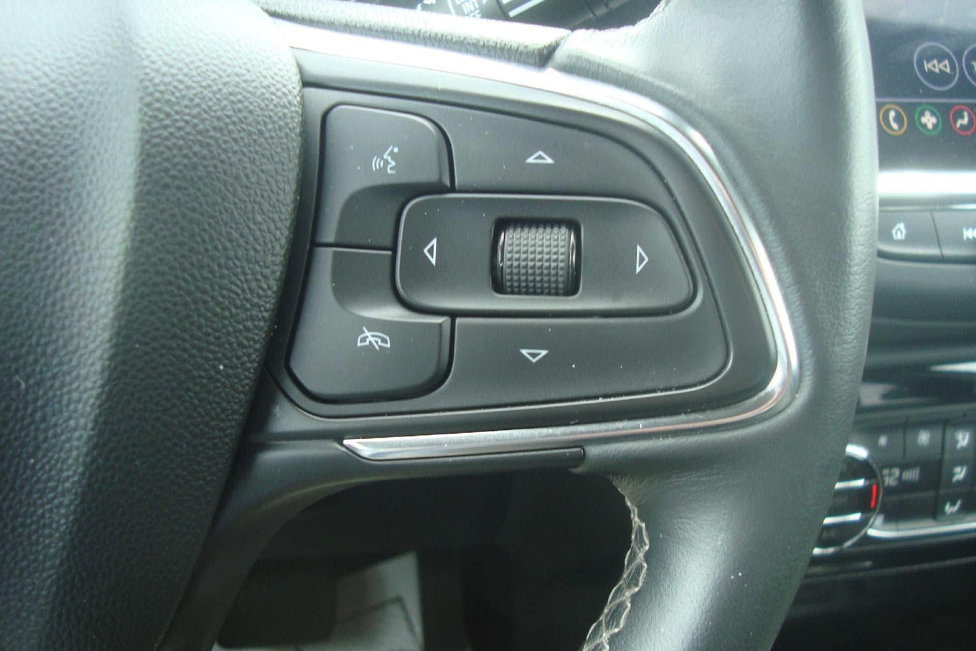 Certified 2023 Buick Encore GX Select w/ Sport Touring Package AWD/4WD image 14