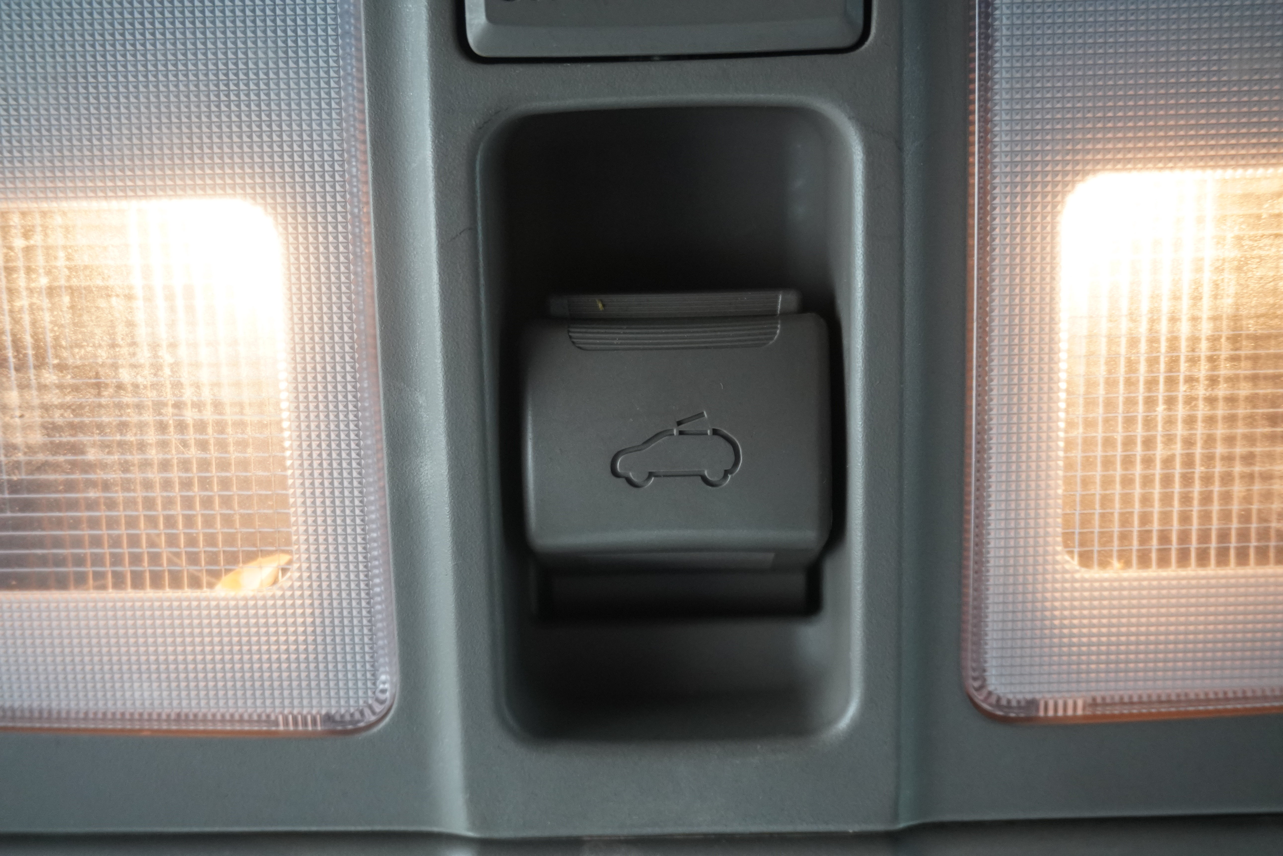 Used 2012 Hyundai Tucson Limited w/ Premium Pkg FWD image 18