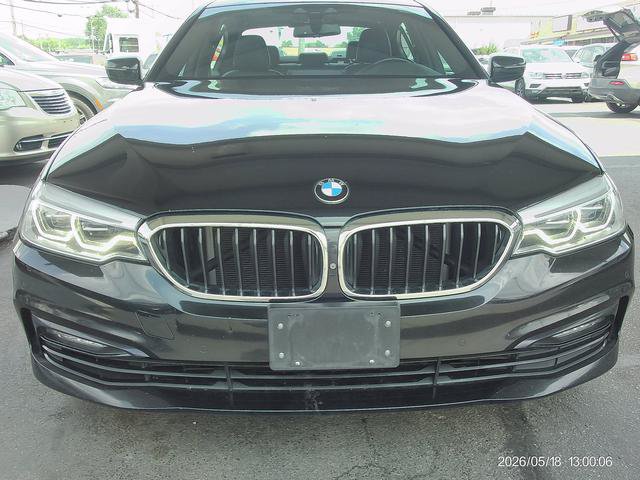 Used 2018 BMW 540i xDrive AWD/4WD image 2