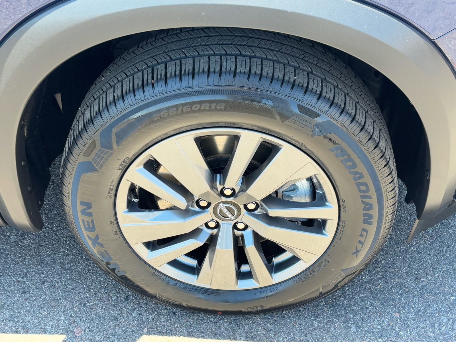 Certified 2025 Nissan Pathfinder SV image 8