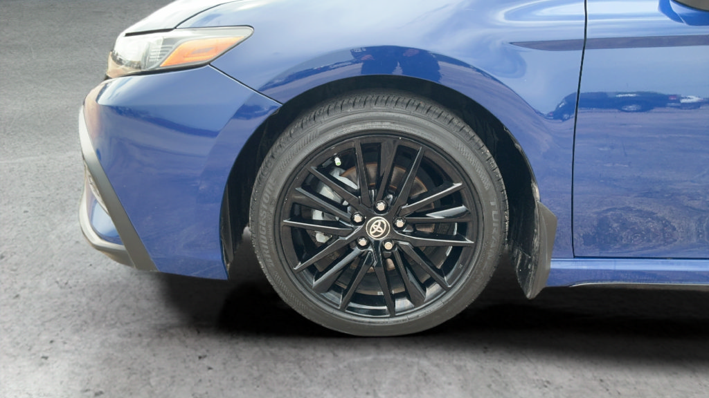 Used 2023 Toyota Camry SE FWD image 25