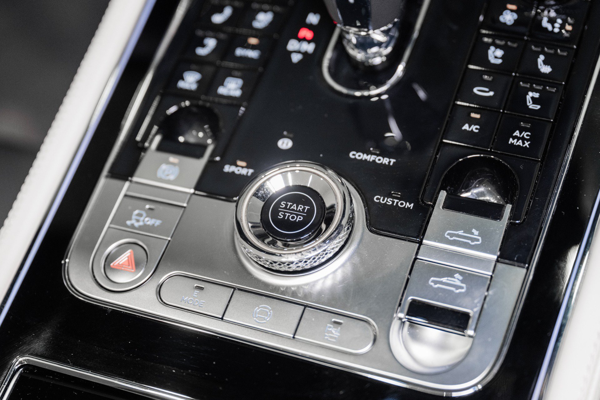 New 2026 Bentley Continental GTC AWD/4WD image 41