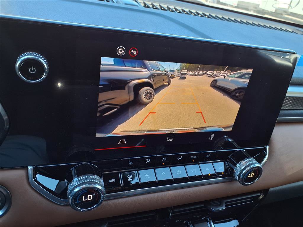 New 2026 GMC Canyon AT4 image 4