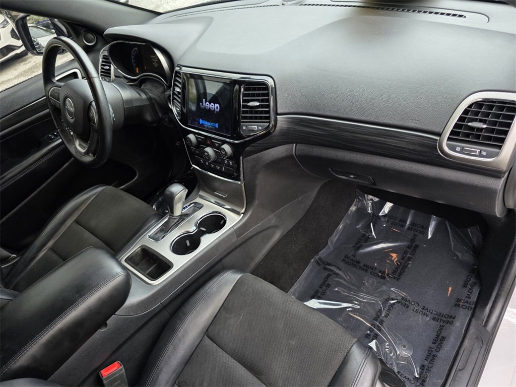Used 2019 Jeep Grand Cherokee Altitude image 35