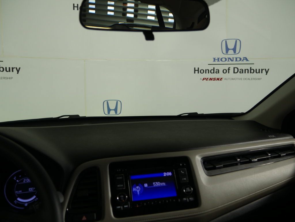 Used 2020 Honda HR-V LX image 16