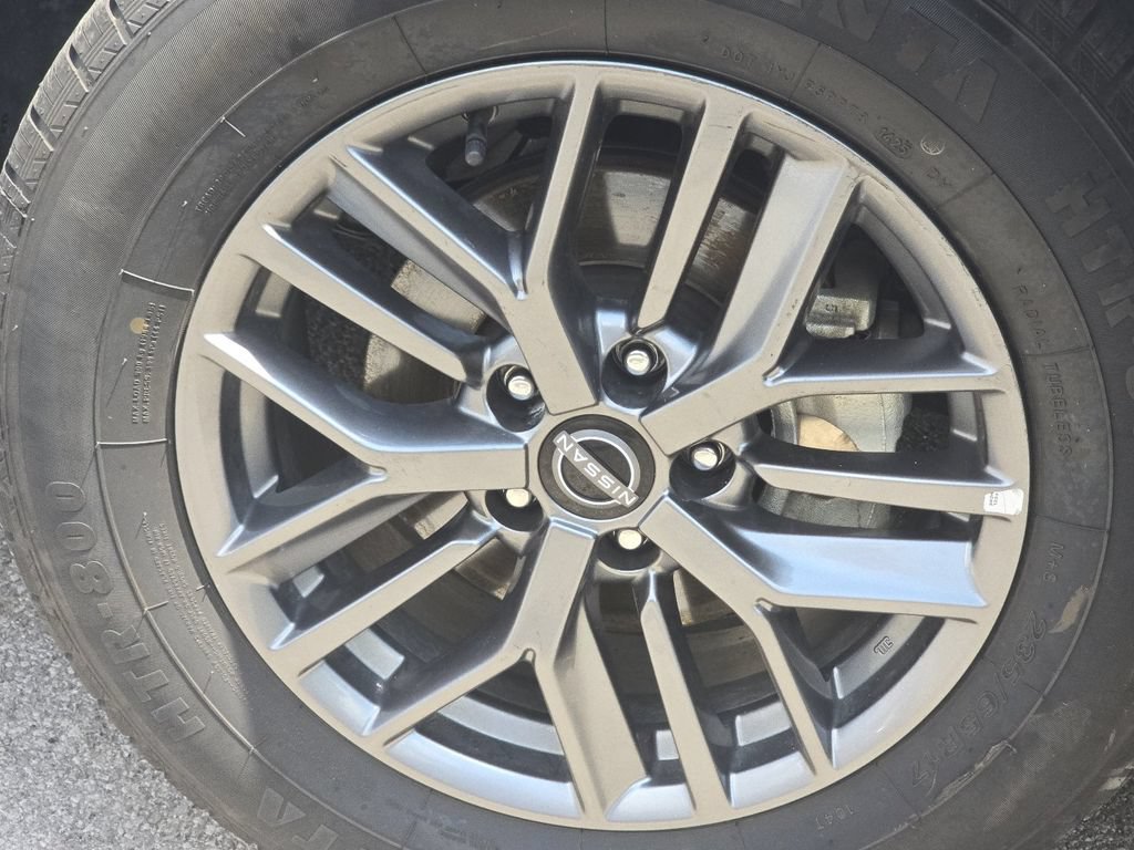 Used 2024 Nissan Rogue S AWD/4WD image 7
