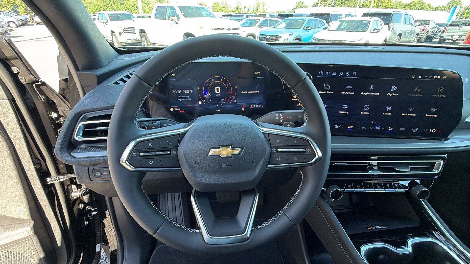 New 2027 Chevrolet Traverse LT w/ Sun and Wheel Package FWD image 23