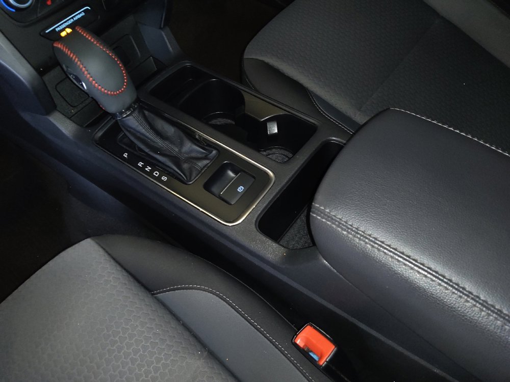 Used 2018 Ford Escape SE image 26