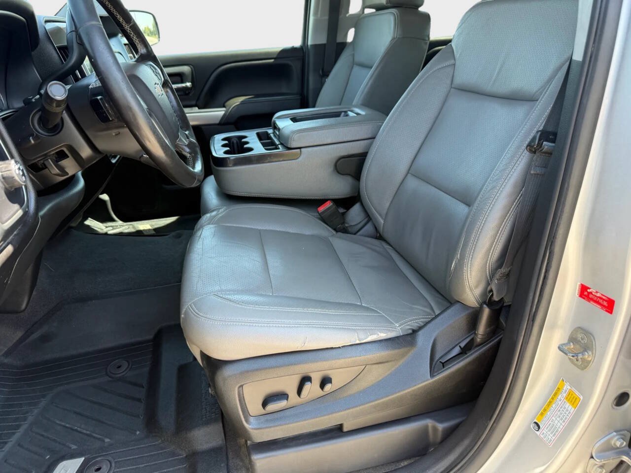 Used 2018 Chevrolet Silverado 1500 LT w/ All Star Edition AWD/4WD image 7