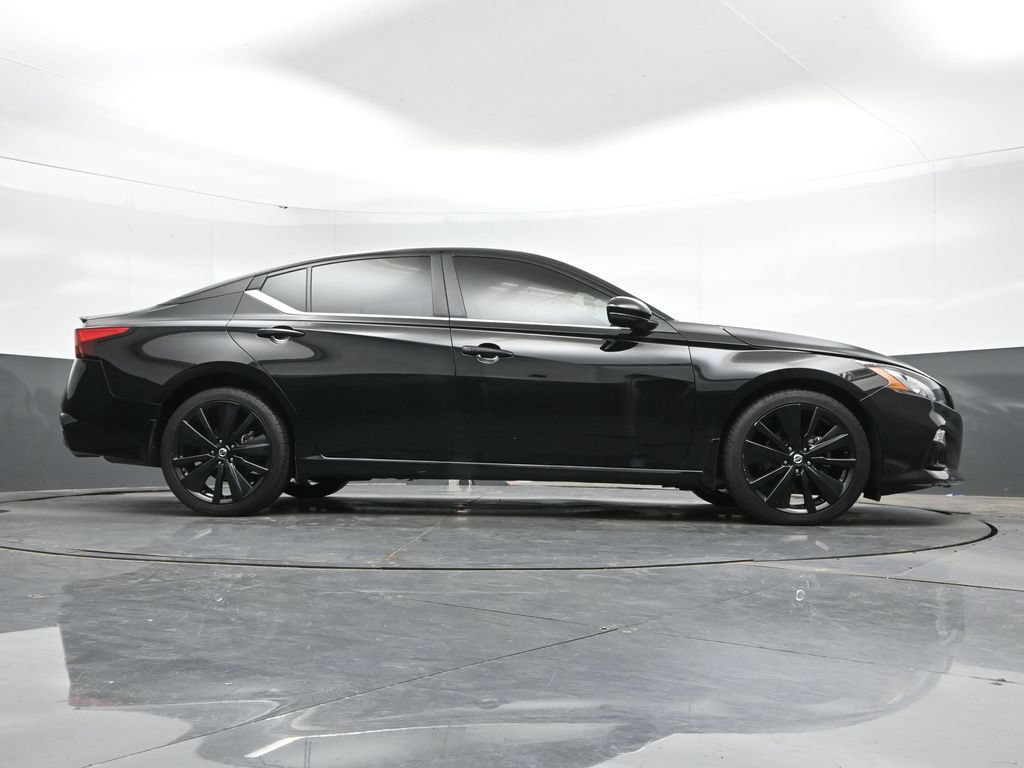 Used 2022 Nissan Altima 2.5 SR w/ Midnight Edition Package AWD/4WD image 42
