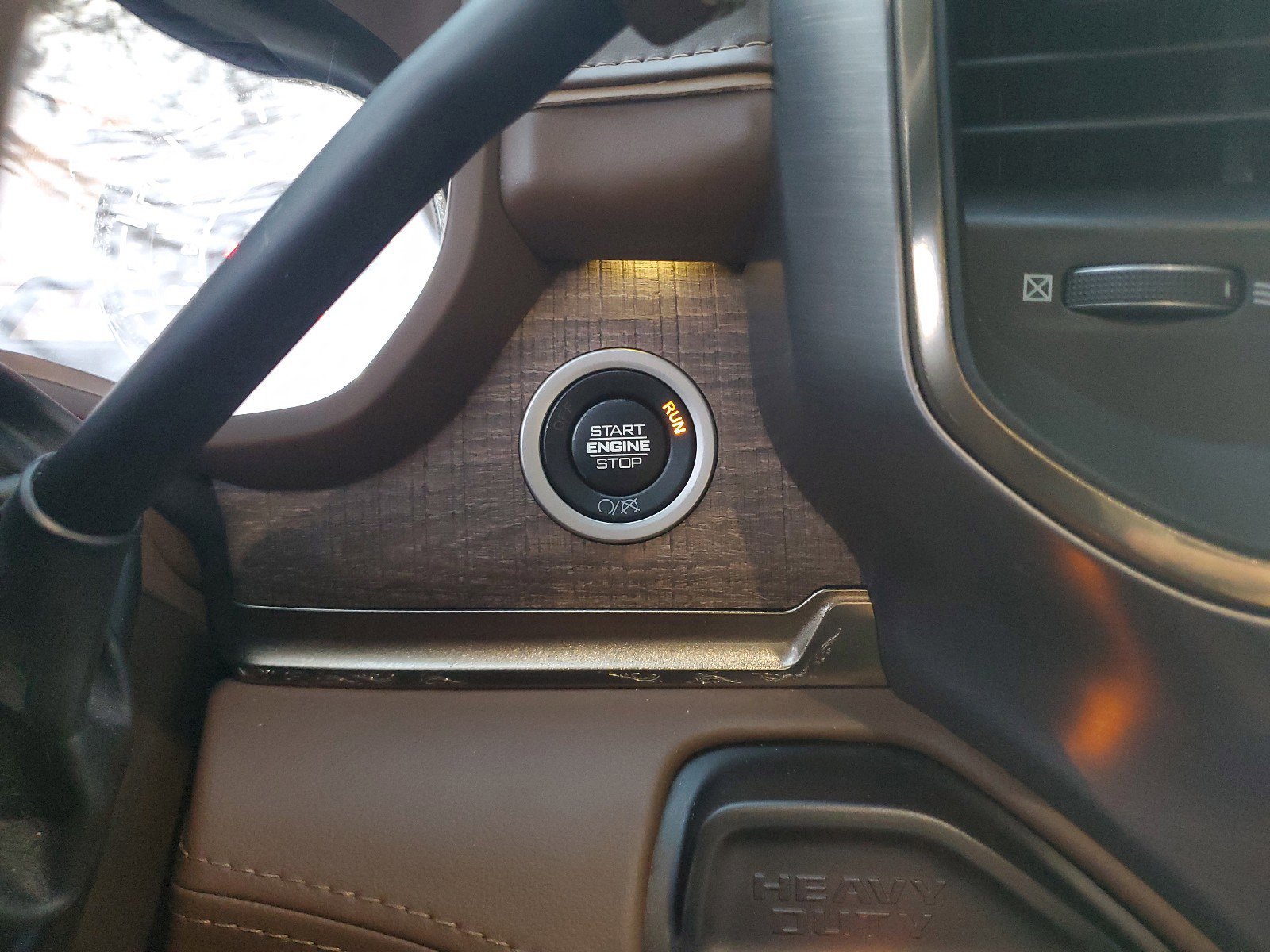 Used 2022 RAM 2500 Limited image 25