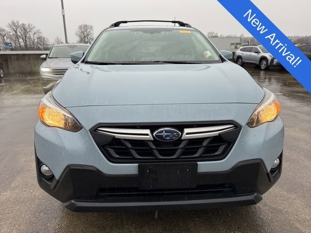 Used 2022 Subaru Crosstrek 2.0i Premium w/ Moonroof Package image 2