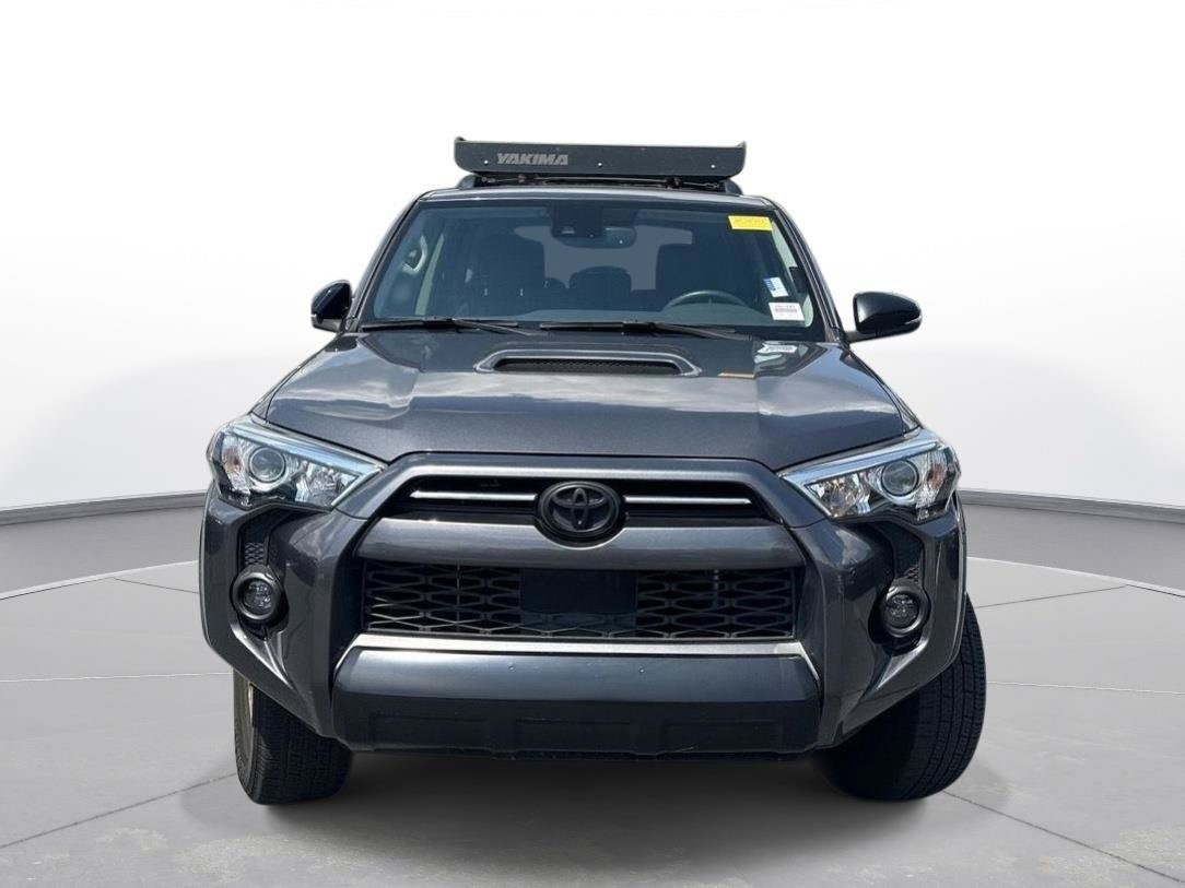 Used 2020 Toyota 4Runner Venture w/ Moonroof Package AWD/4WD image 3
