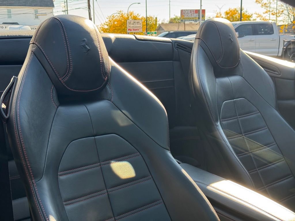 Used 2016 Ferrari California T image 56