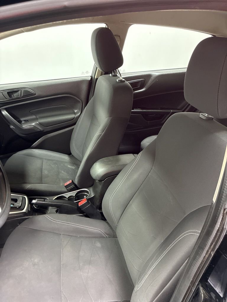 Used 2019 Ford Fiesta SE image 9