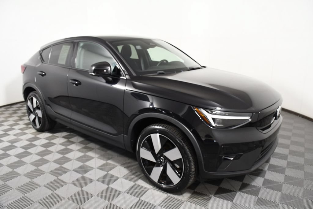 Used 2024 Volvo C40 P8 Recharge Ultimate w/ Protection Package Premier AWD/4WD image 8