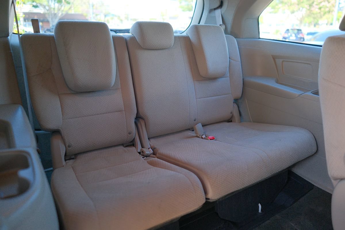 Used 2016 Honda Odyssey LX image 31