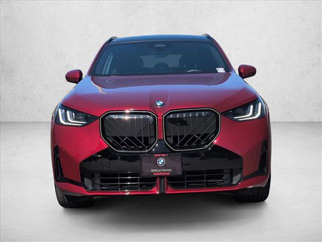 Used 2025 BMW X3 xDrive30i w/ Premium Package image 2