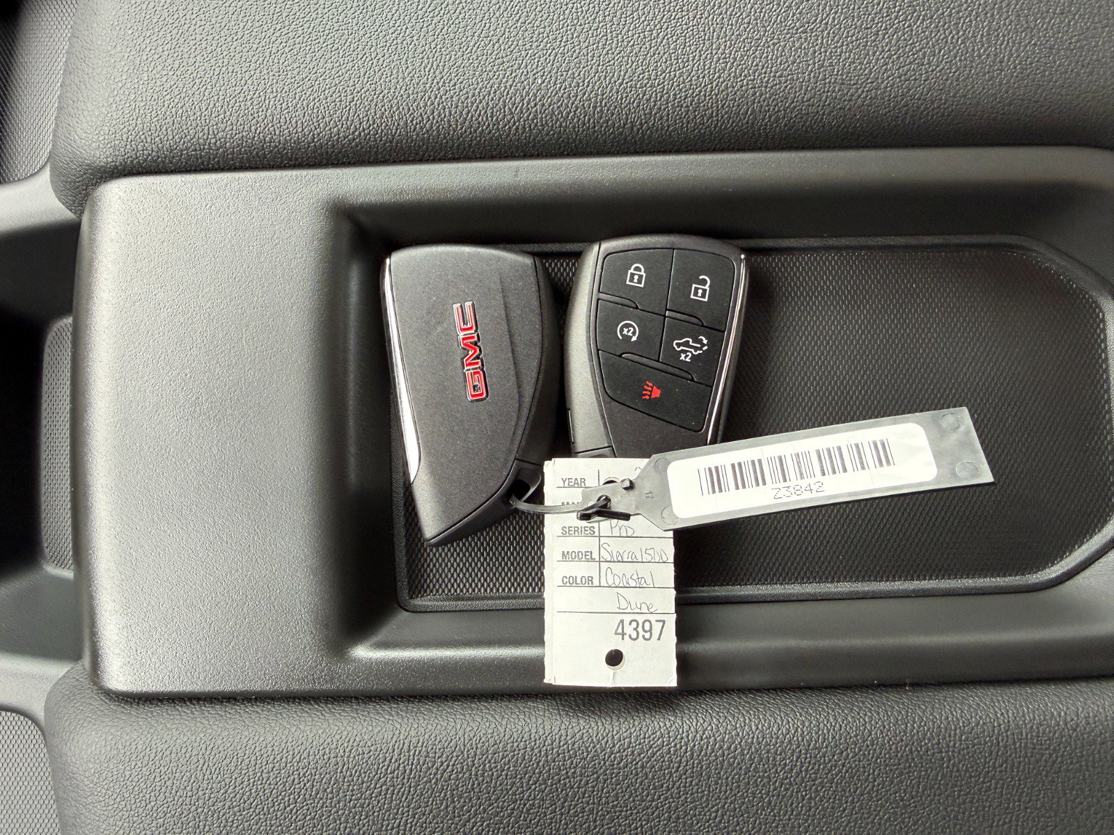 New 2026 GMC Sierra 1500 Pro w/ Graphite Edition image 32