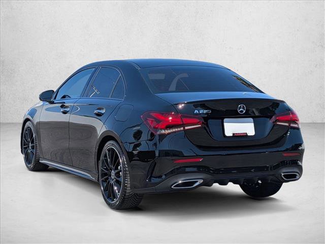 Used 2022 Mercedes-Benz A 220 image 8