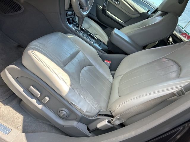 Used 2016 Chevrolet Traverse LTZ FWD image 22