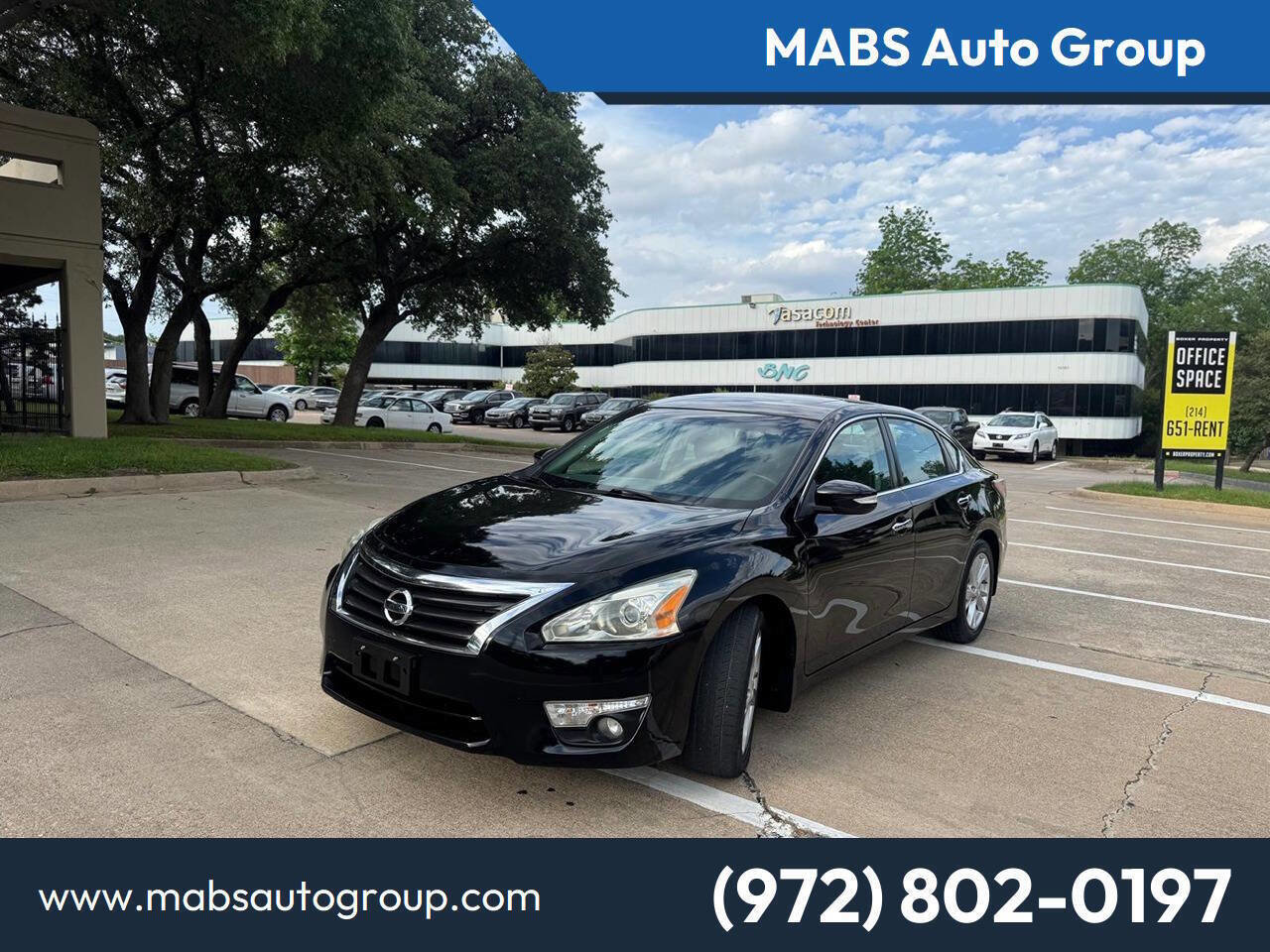 Used 2015 Nissan Altima 2.5 SV w/ Convenience Package FWD image 1